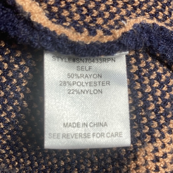 Les Serein Women Navy polka dot Cardigan sweater size Large EUC - Picture 8 of 9